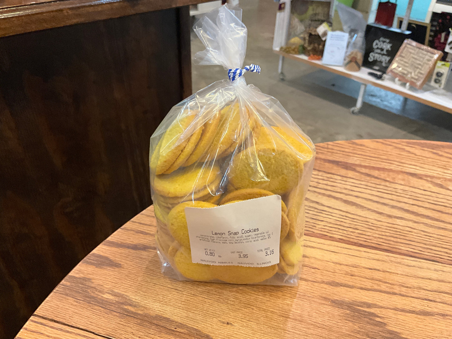 Lemon Snap Cookies