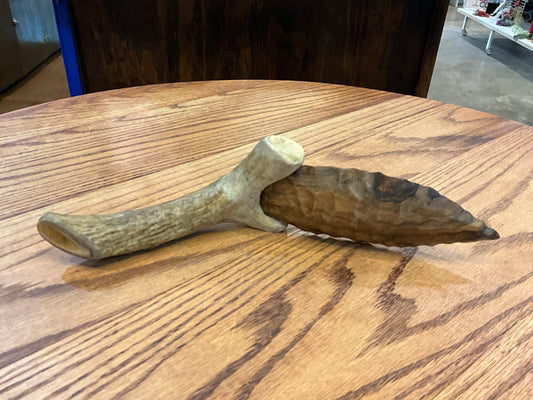 Knife - Deer Antler and stand (MW Carvings)